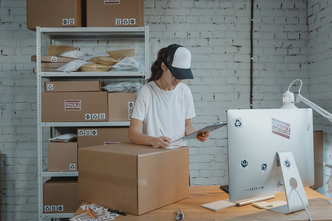 Easy Worldwide Shipping
